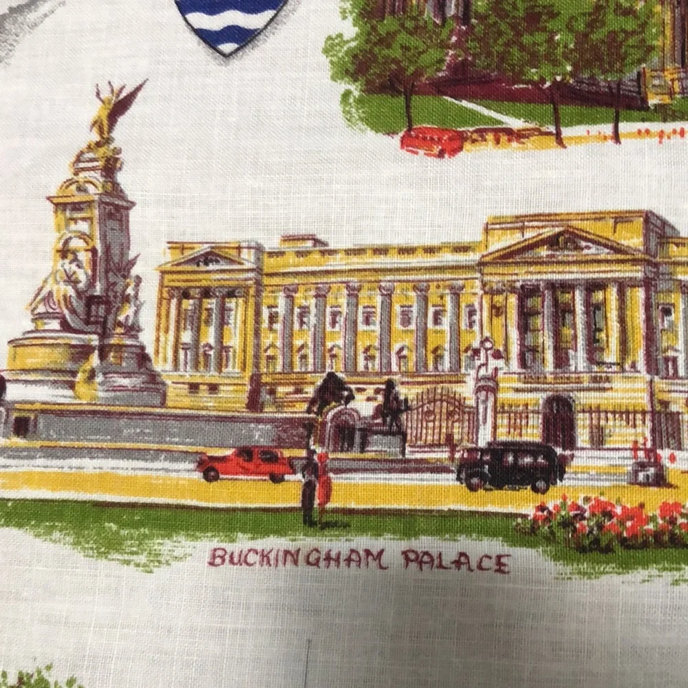 The tea towel by Ulster, made of pure Irish linen in Ireland. London Landmarks